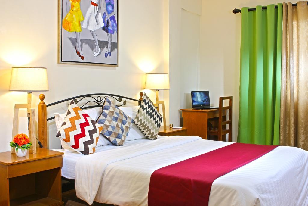 Laciaville Resort And Hotel Lapu-Lapu City Dış mekan fotoğraf